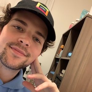 Meet your Posher, Cam